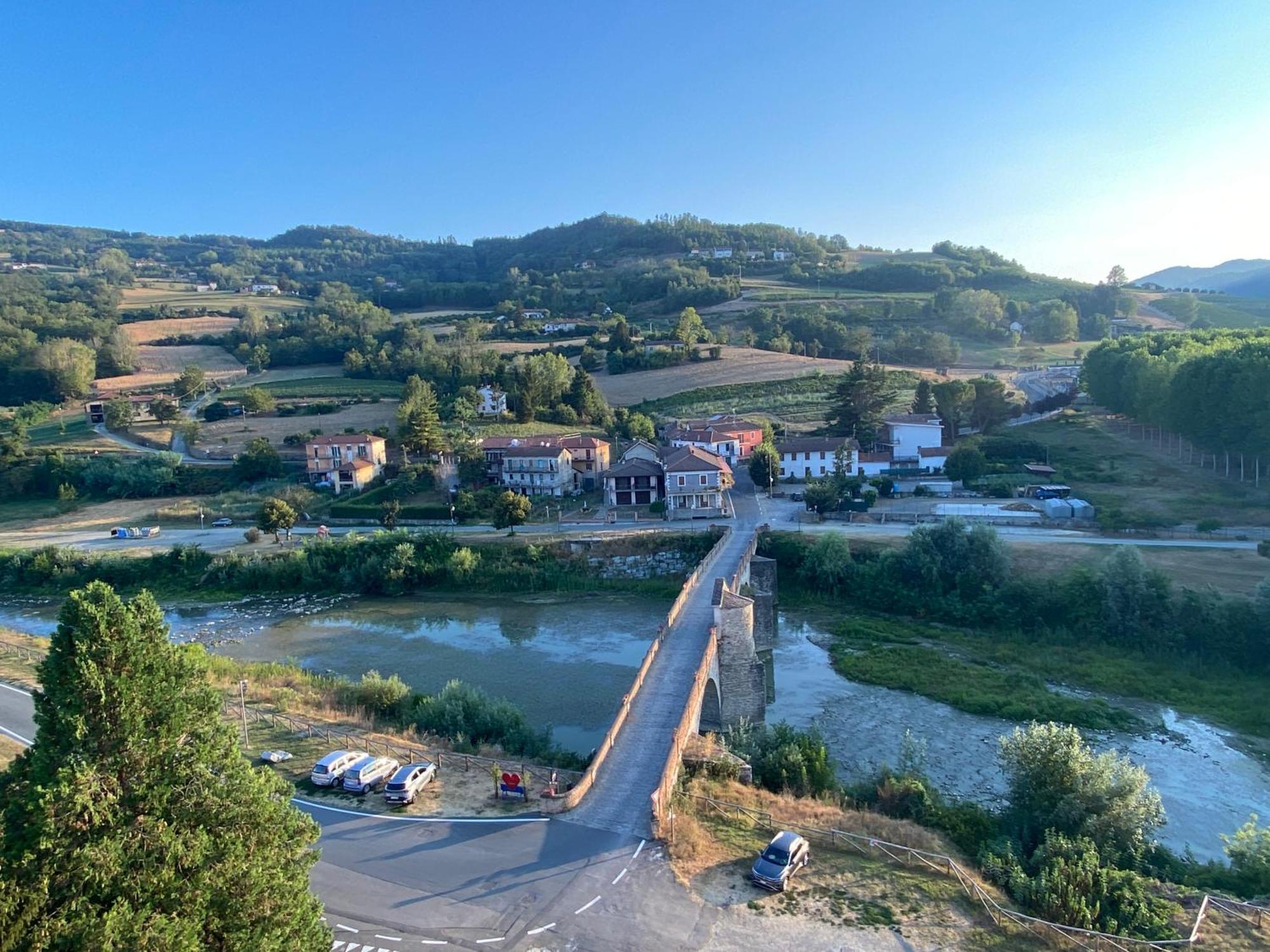 Vakantiehuis Casa Dolce Vista Monastero Bormida エクステリア 写真