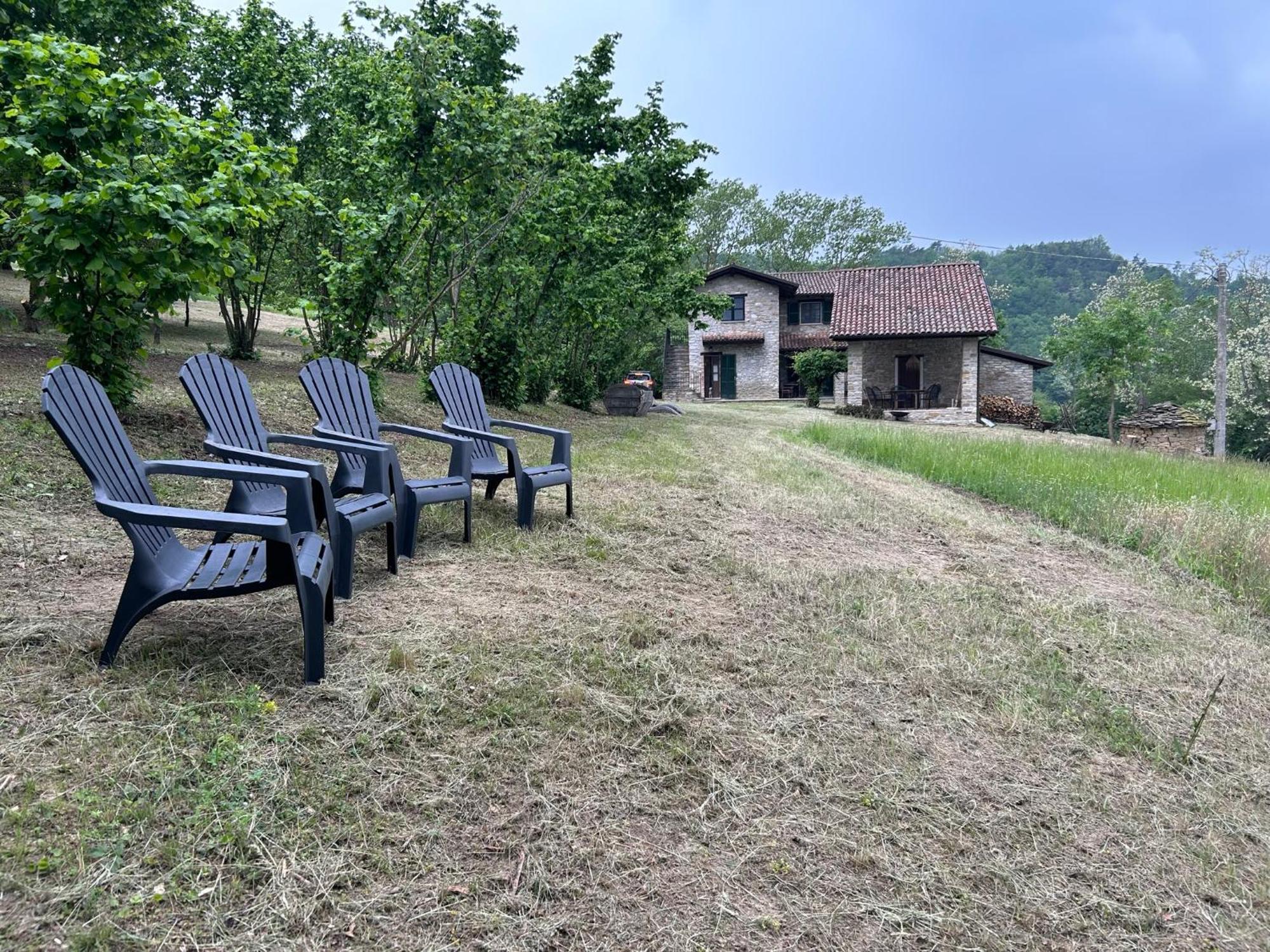 Vakantiehuis Casa Dolce Vista Monastero Bormida エクステリア 写真